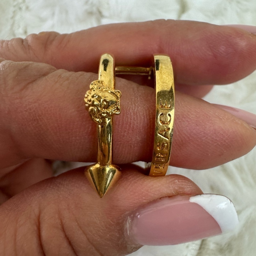 Versace Gold Medusa Double Band Ring Size 7 1/2